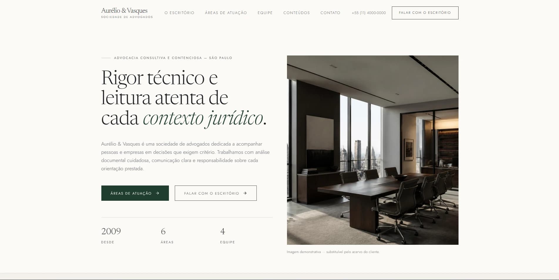 Preview desktop do template para advocacia